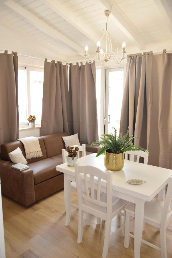 Caporama Apartment Terrasini Luaran gambar