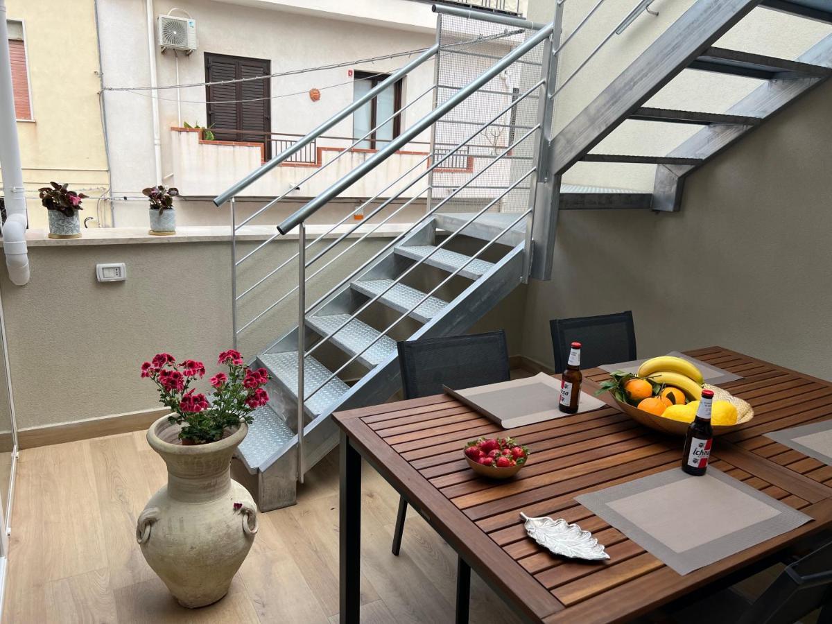 Caporama Apartment Terrasini Luaran gambar