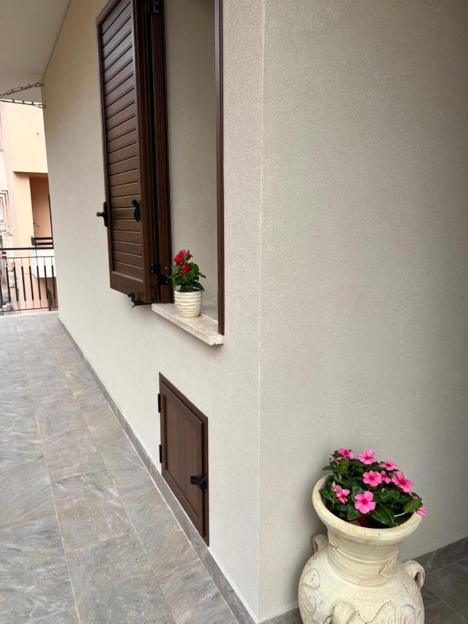 Caporama Apartment Terrasini Luaran gambar