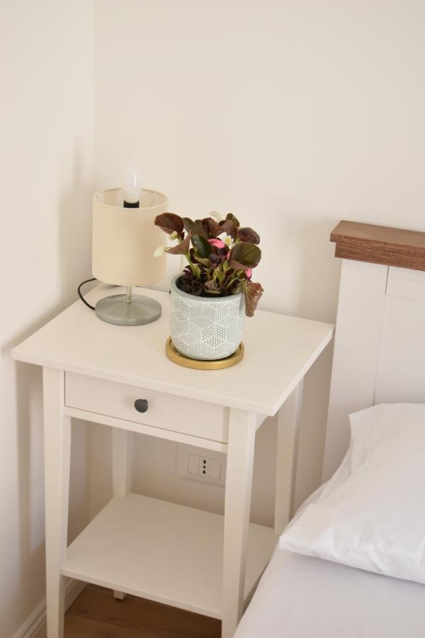 Caporama Apartment Terrasini Luaran gambar